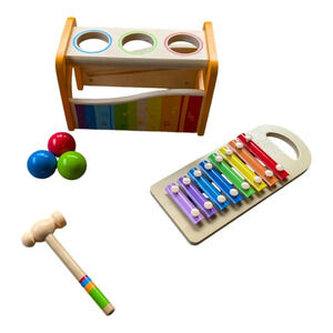 Hape Pound  & Tap Bench with Slide Out Xylophone